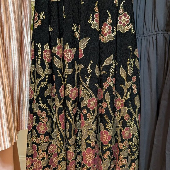 LuLaRoe Nicole Skater Dress, Black Gold Floral Textured Jacquard Size M - Picture 3 of 4